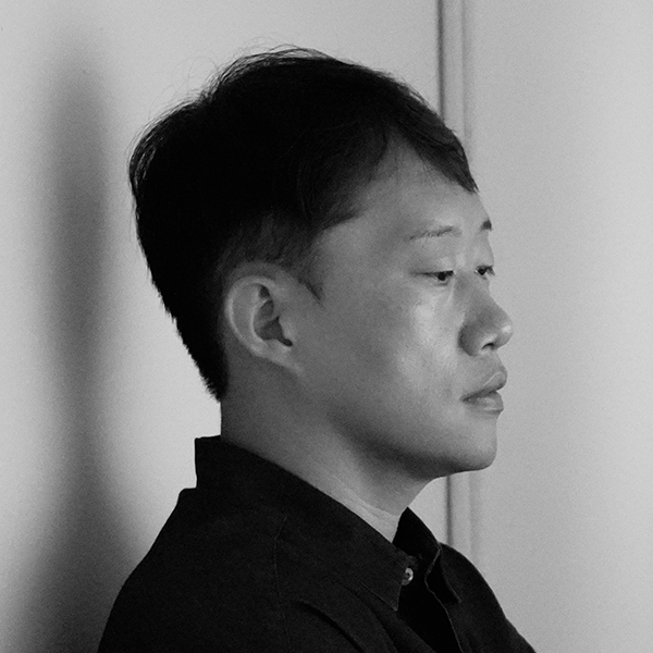 이성욱감독